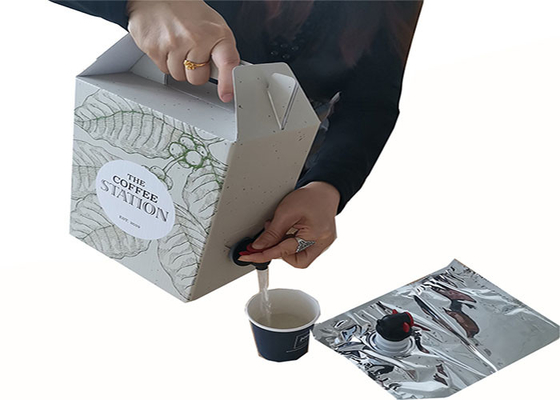 OEM 1L / 2L / 3L Kahve Suyu Şarap Sıvı BIB Çanta Kolu ve Tıkaçlı Kutu Dağıtıcıda
