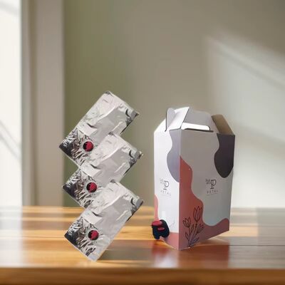 Özel BIB torbaları Katkı Aletleri ile Kutu şarap suyu yağı ve diğer sıvı ürünleri paketlemek için ideal